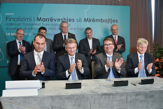 Albgaz/Snam finalizojnë me TAP marrëveshjen e mirëmbajtjes së tubacionit të gazsjellësit në Shqipëri