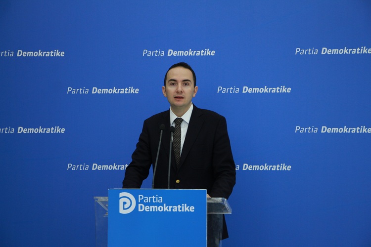 PD sërish me akuza: Të arrestohet Vangjush Dako, çdo ditë në liri prish provat