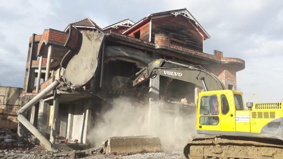 Unaza e Madhe/ IKMT: Sot prishim 16 objekte në Shkozë