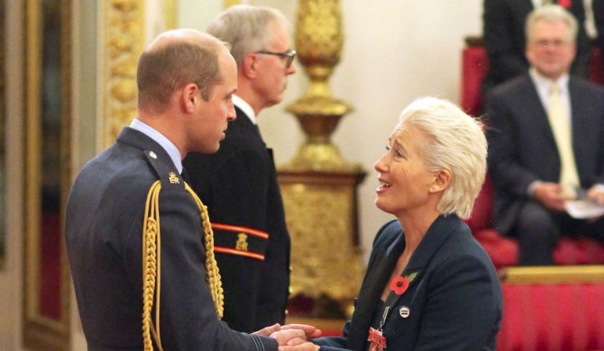 Aktorja e njohur i kërkon një puthje princ William, ai e refuzon