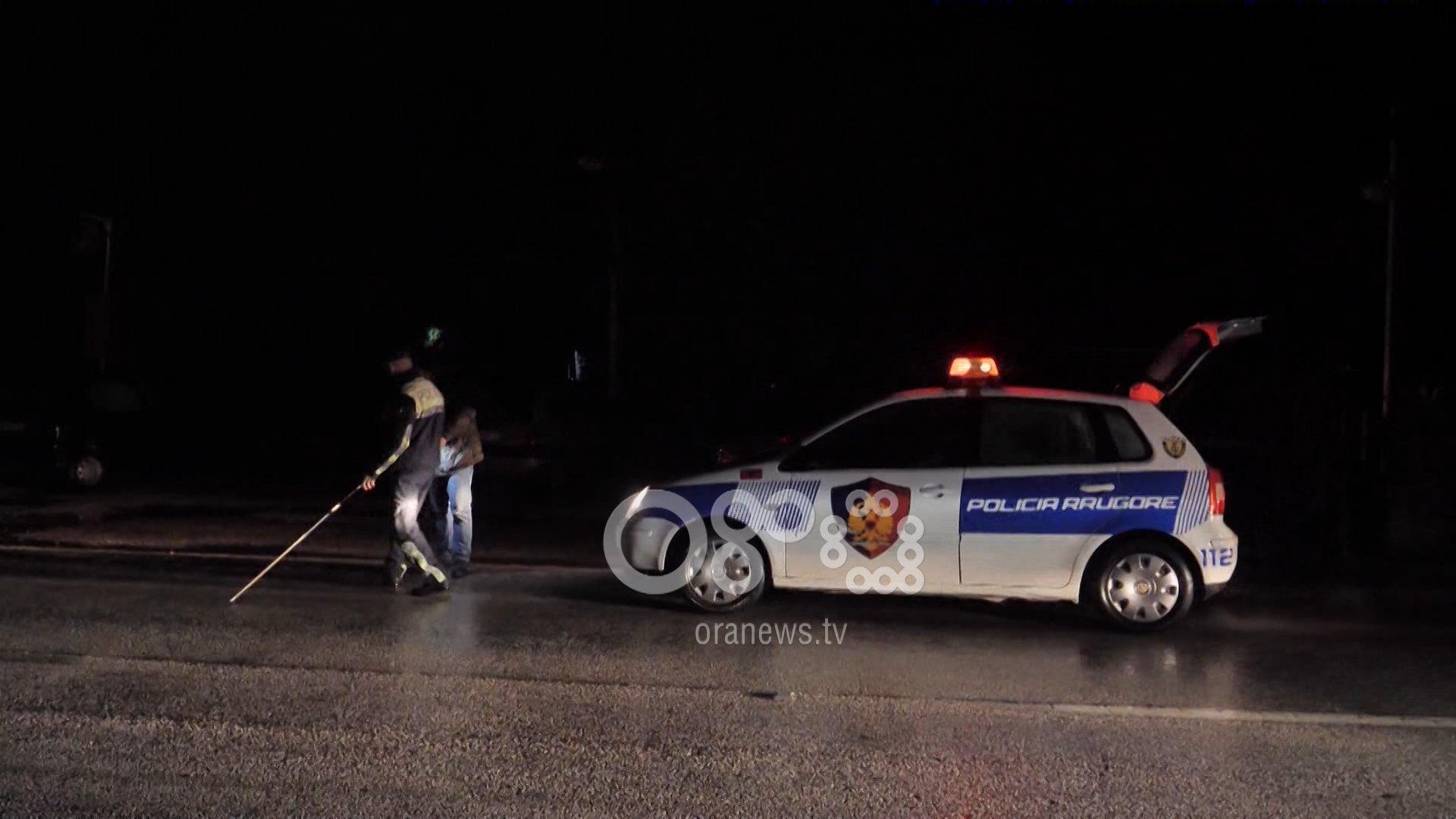 Përplasen dy makina, 3 të plagosur