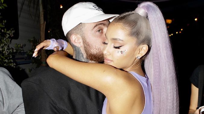 Këngëtarja kujton ish të dashurin e vdekur: Më mungon