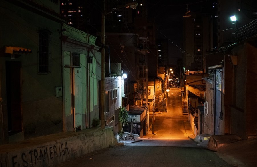 Të gjithë shmangin natën, qyteti që tmerron njerëzit (FOTO)