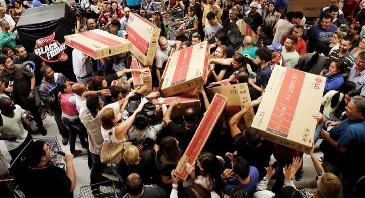 Sot nami nëpër botë, çfarë është “e premtja e zezë”