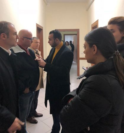 U nxorën jashtë gjyqit, Noka: Veprim cubash për të fshehur dhunën