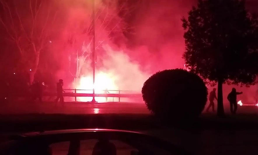 Dhunë në futbollin grek, Olympiakosi akuzon policinë për reagimin