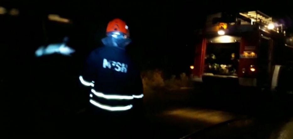 Derdhet solar në rrugë, bllokohet aksi Patos-Ballsh