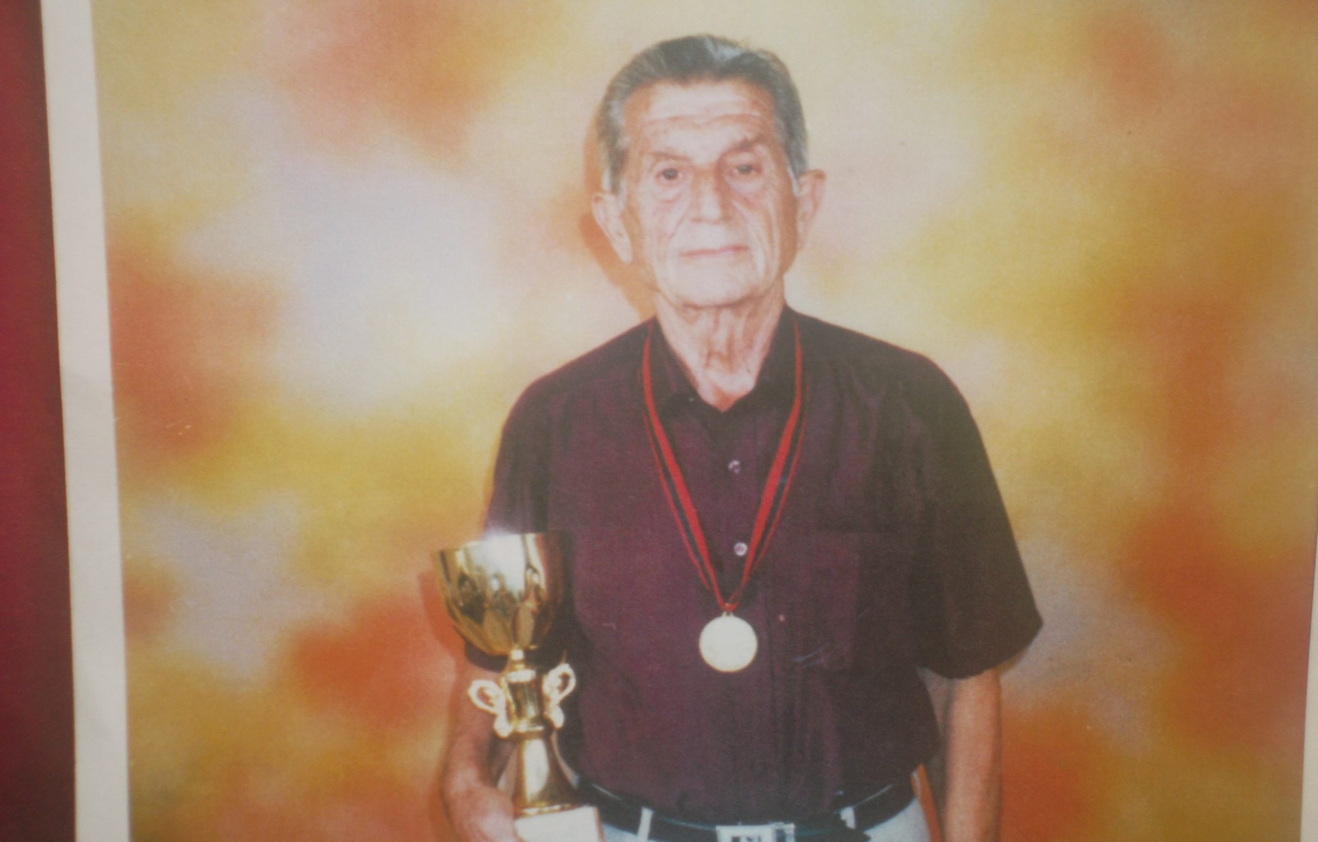 Ndahet nga jeta notari i shquar durrsak Meriban Kadiu, babai i deputetes demokrate