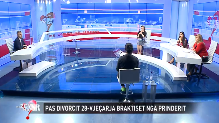 Burri këngëtar e rrihte dhe e tradhtonte, gruaja tregon dramën: Nëna më thoshte të prostituoja për lekë
