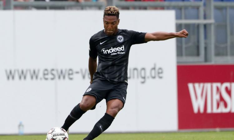 Mesfushori holandez zbulon sherrin me grushte, me drejtorin sportiv të Napolit