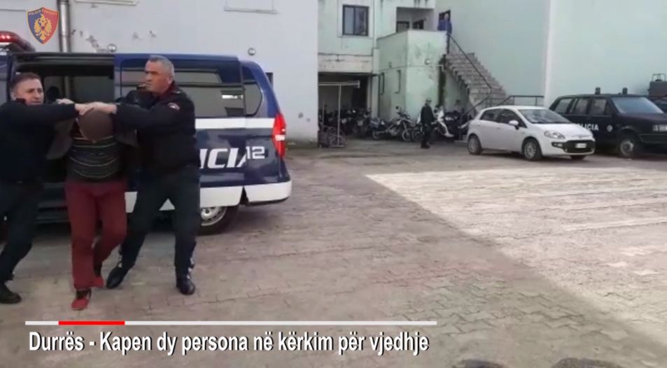 EMRAT/ Zbulohet hajduti i “Benz”-ave në Durrës, dy të arrestuar (VIDEO)
