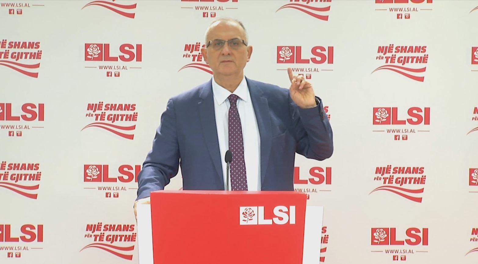 Vasili: Asfalti i Edi Ramës më i shtrenjtë se floriri