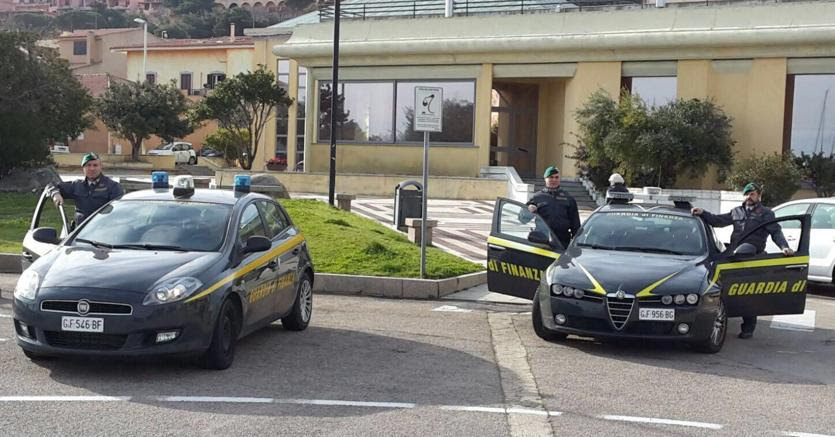 Trafik droge nga Shqipëria e Holanda, 20 të arrestuar, shumica shqiptarë