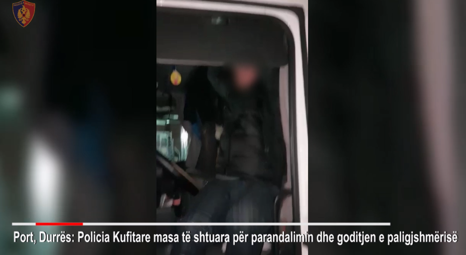 Trafik për 2500 €, kapen shoferët e kamionëve në Durrës. Një grua, pjesë e grupeve kriminale