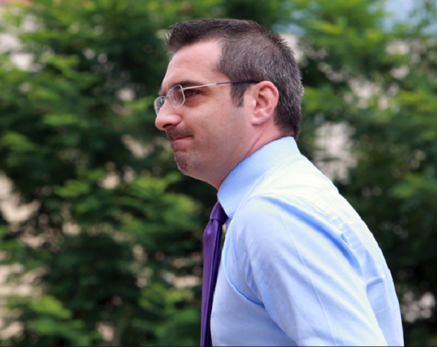 “Ju kanë rrahur në oborrin e shtëpisë?”Ja si përgjigjet Saimir Tahiri