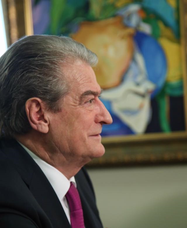 “Ndodhi pas mesnate!” Berisha: Rama tërhiqet pas takimit Meta-Xhafaj