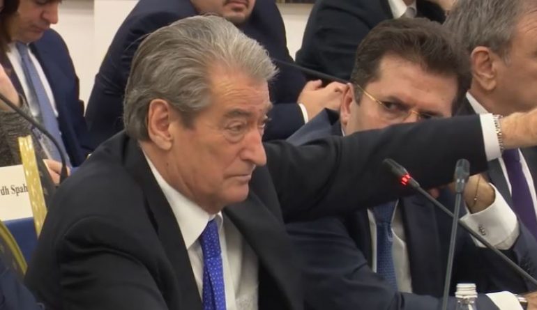 Berisha: Rruga e vetme për të larguar këtë organizatë kriminale, është përballja!