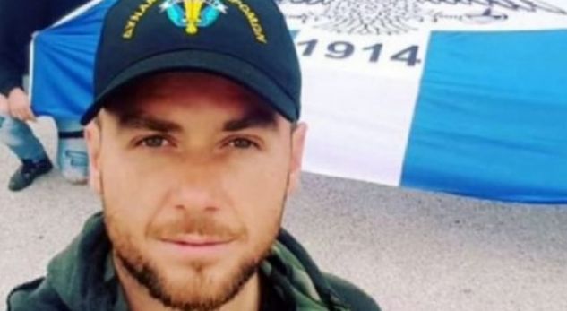 Familjarët e Kacifas në Tiranë për trupin, priten mijëra grekë në varrim