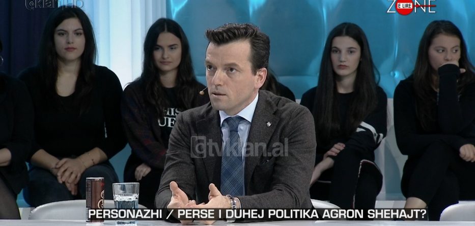 “Basha më tha ja fute kot”. Agron Shehaj jep lajmin: ‘Air Albania’ është zhdukur