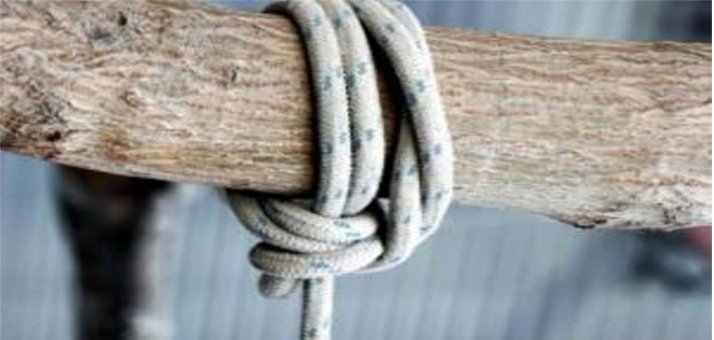 Gjendet një person i vetëvarur në banesë