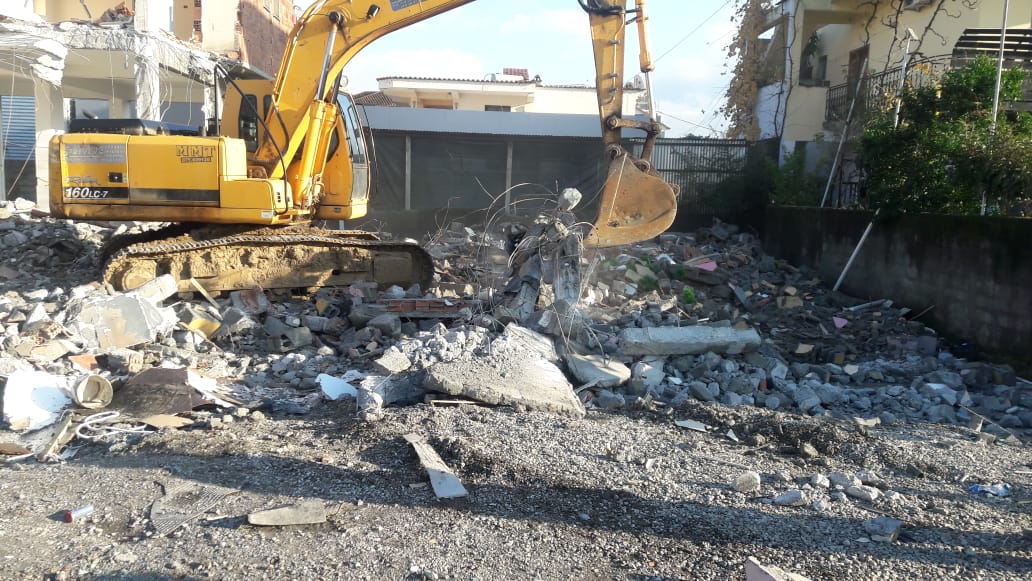 “Unaza e Madhe”, IMT shemb një godinë 2-katëshe pa leje