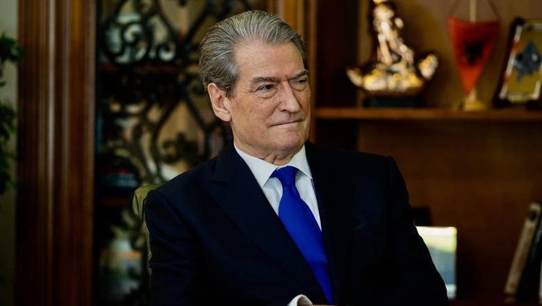 8 dhjetori, Berisha: Studentët e ’90, heronj të pamposhtur