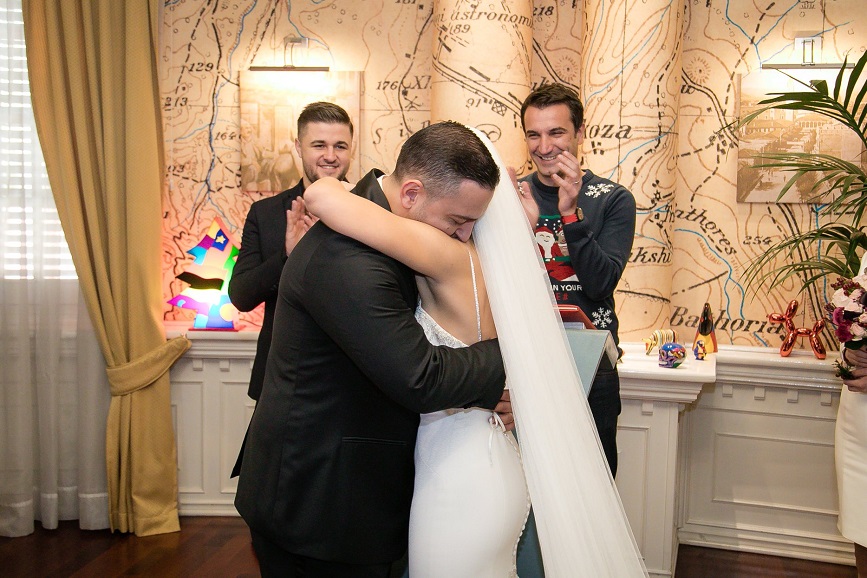 Veliaj celebron djalin e deputetit socialist me vajzën e zyrtarit të LSI-së