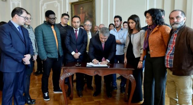 Studentët fitojnë betejën për arsimin e lartë në Kolumbi