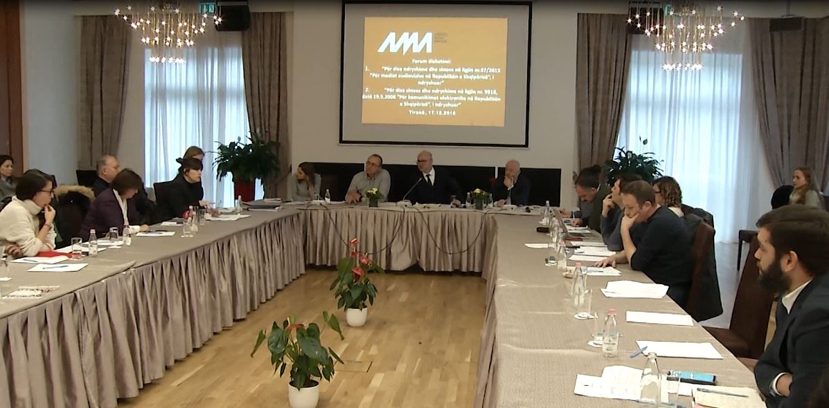 Drejtuesit e portaleve kundër paketës antishpifje të Ramës