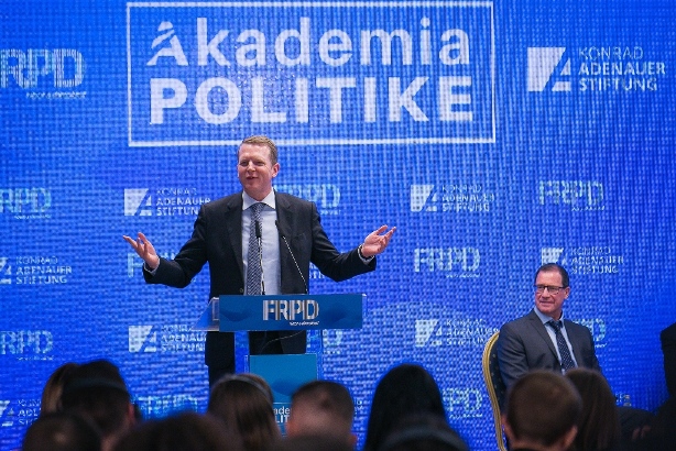 Gjermanët e CDU në mbështetje të PD-së: Merrni fatin në dorë!