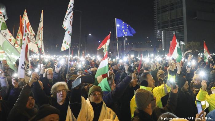 Paris, Budapest, Tiranë: Po proteston gjysma e Evropës?