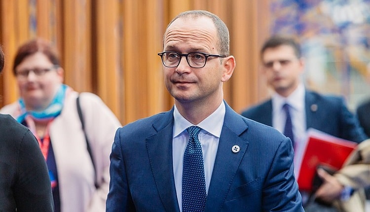 Ditmir Bushati bën bilancin: Moment reflektimi