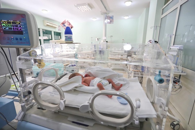 Ministria e Shëndetësisë hedh poshtë deklaratat e PD: Investime në të gjithë maternitetet