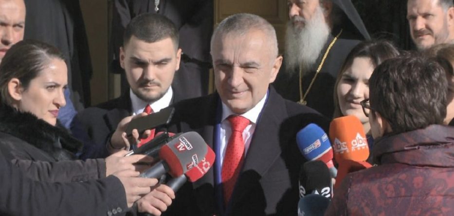 Presidenti Meta: Problemi i studentëve nuk zgjidhet me dialog provokues