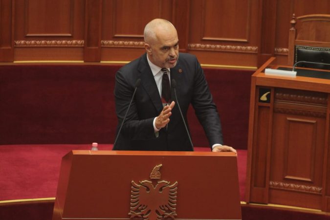 Rama nga Kuvendi – studentëve: 8 kërkesat janë të realizueshme, por dialog, qoftë dhe këtu