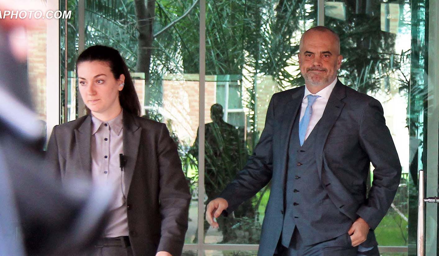 Rama paralajmëron ndryshime në qeveri, sot mbledhja e PS-së