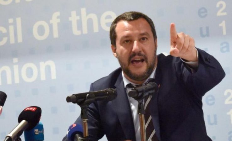 “Ke 3 shqiptarë pas qafe”, kërcënohet me jetë ministri italian