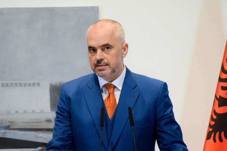Rama shkarkon anëtarët e qeverisë nga Bordet e Universiteteve