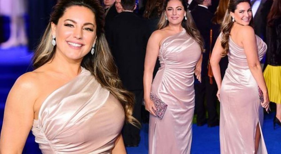 Femra me trupin më perfekt në botë reklamon linjat bombastike (FOTO)