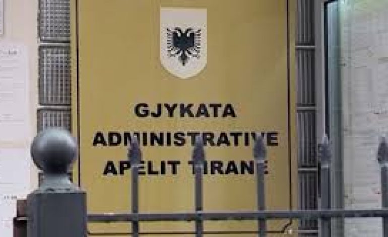 Mësuesi nga Durrësi sorrollatet nga Gjykata Administrative, dy vendime për të njëjtën çështje