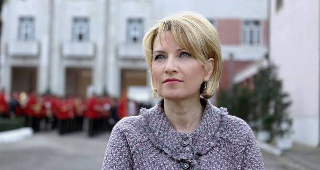 Skandali me plagjaturat përfshin edhe Mimi Kodhelin, ish-zv.ministri i Arsimit publikon dokumentet