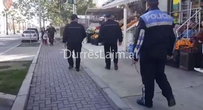 Aksioni kundër kapsollave/ Kontrolle në dyqanet dhe shumicat e Durrësit (VIDEO)
