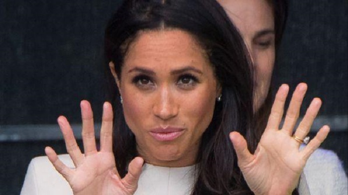 Babai i Meghan i shtrin dorën së bijës, apel për ribashkim