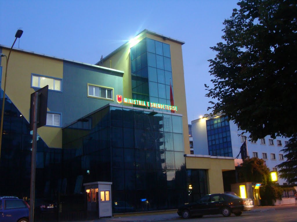 Vdekja e trinjakëve, reagon Ministria: Mosha 24-javëshe e papajtueshme me jetën, shpëtuam nënën