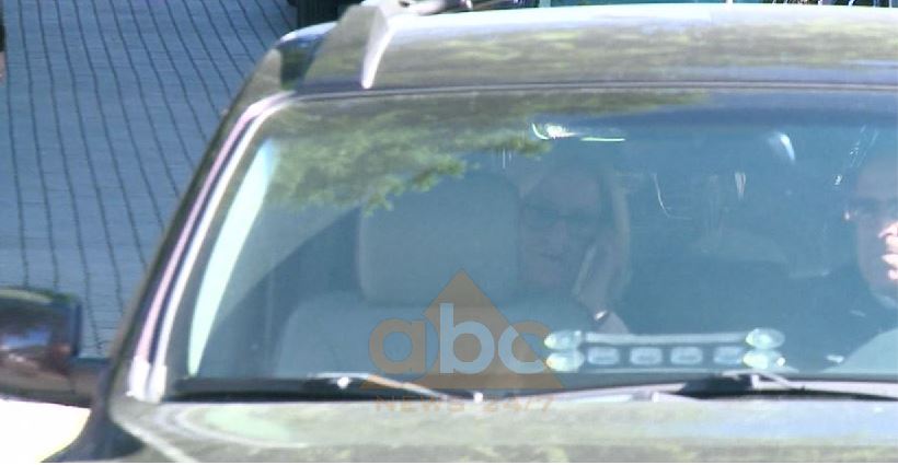 Lindita Nikolla shkon në Kryeministri