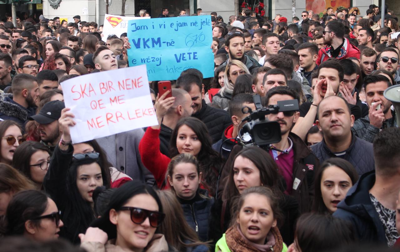 Studentët e UAMD-së paralajmërojnë protestë ditën e martë