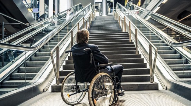 Durrësi, ende larg të qenurit një qytet i aksesueshëm për personat me aftësi të kufizuara