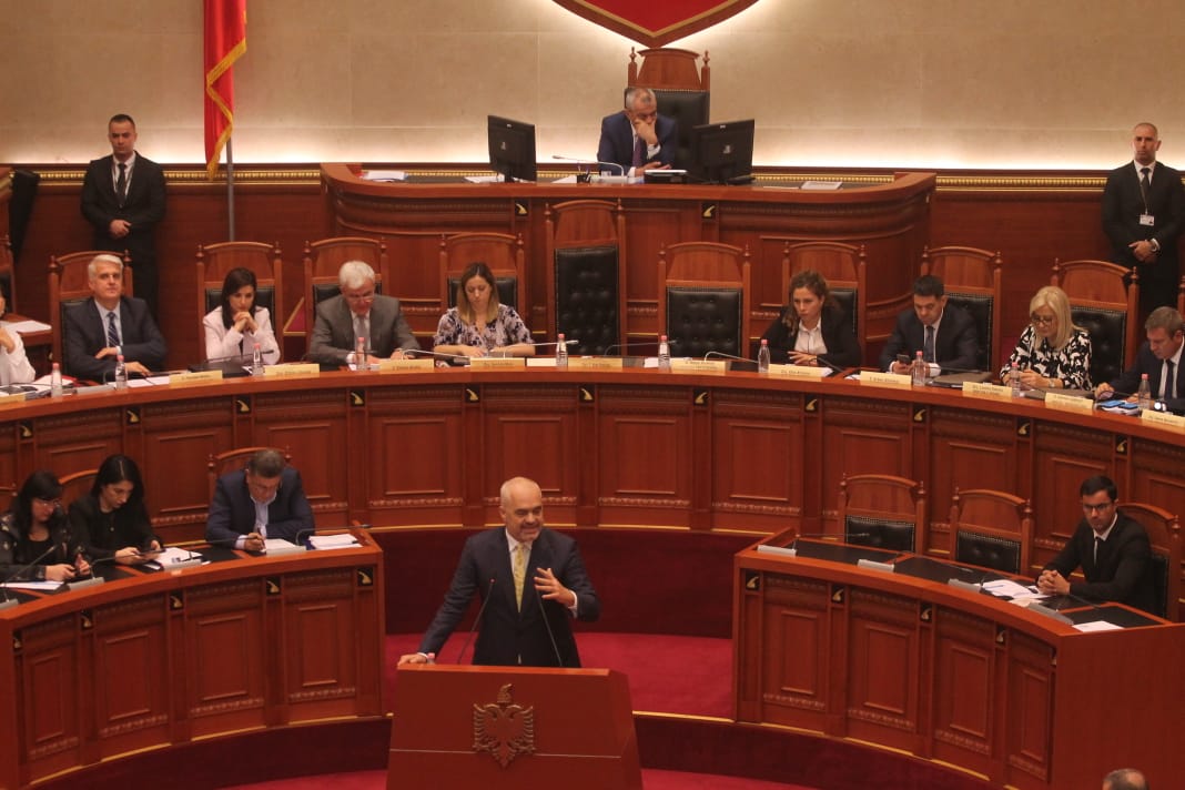 Qeveria tjetër shpërblim për Vitin e Ri, ja kush përfiton këtë herë