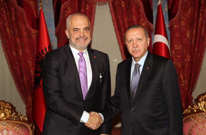 Rama në Stamboll, takohet me Presidentin Erdogan