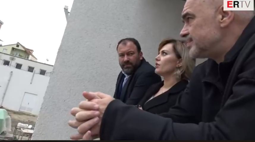 Rama inspekton konviktet tek Inxhinieria e Ndërtimit: Kushte optimale brenda marsit (VIDEO)